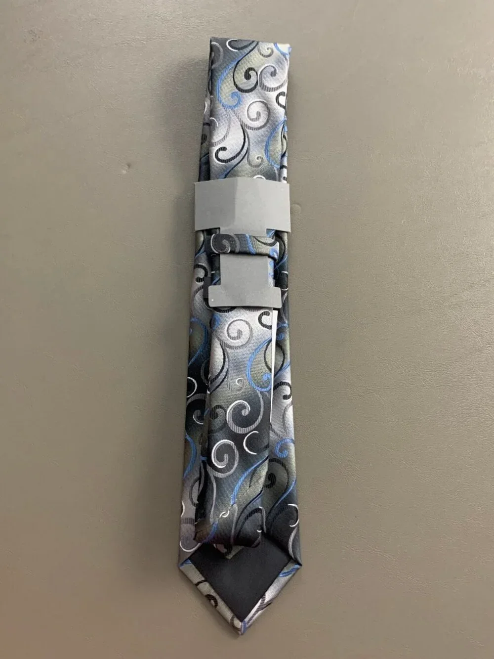 Van Heusen Men's 3'' Polyester Shimmering Swirl Neck Tie, Gray Multi, One Size